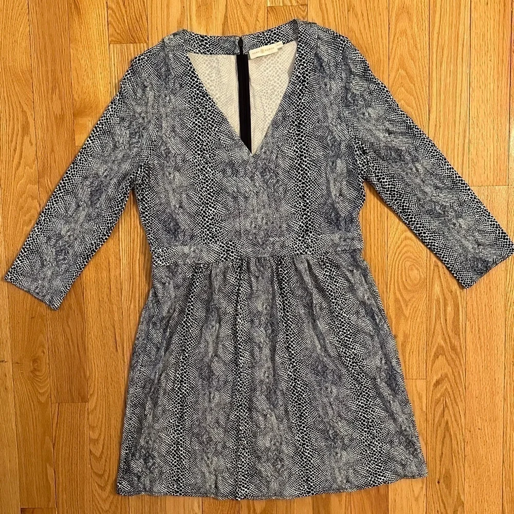 TORY BURCH Snake Print Jersey Dress blue white 3/4 sleeve V neck XL stretch